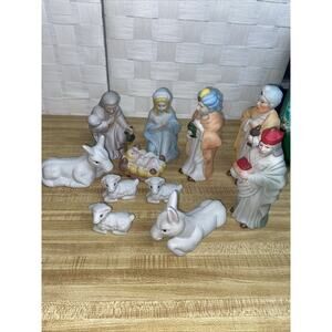 Christmas Nativity Set Porcelain Figurines Set Of 11 Boxed 1992